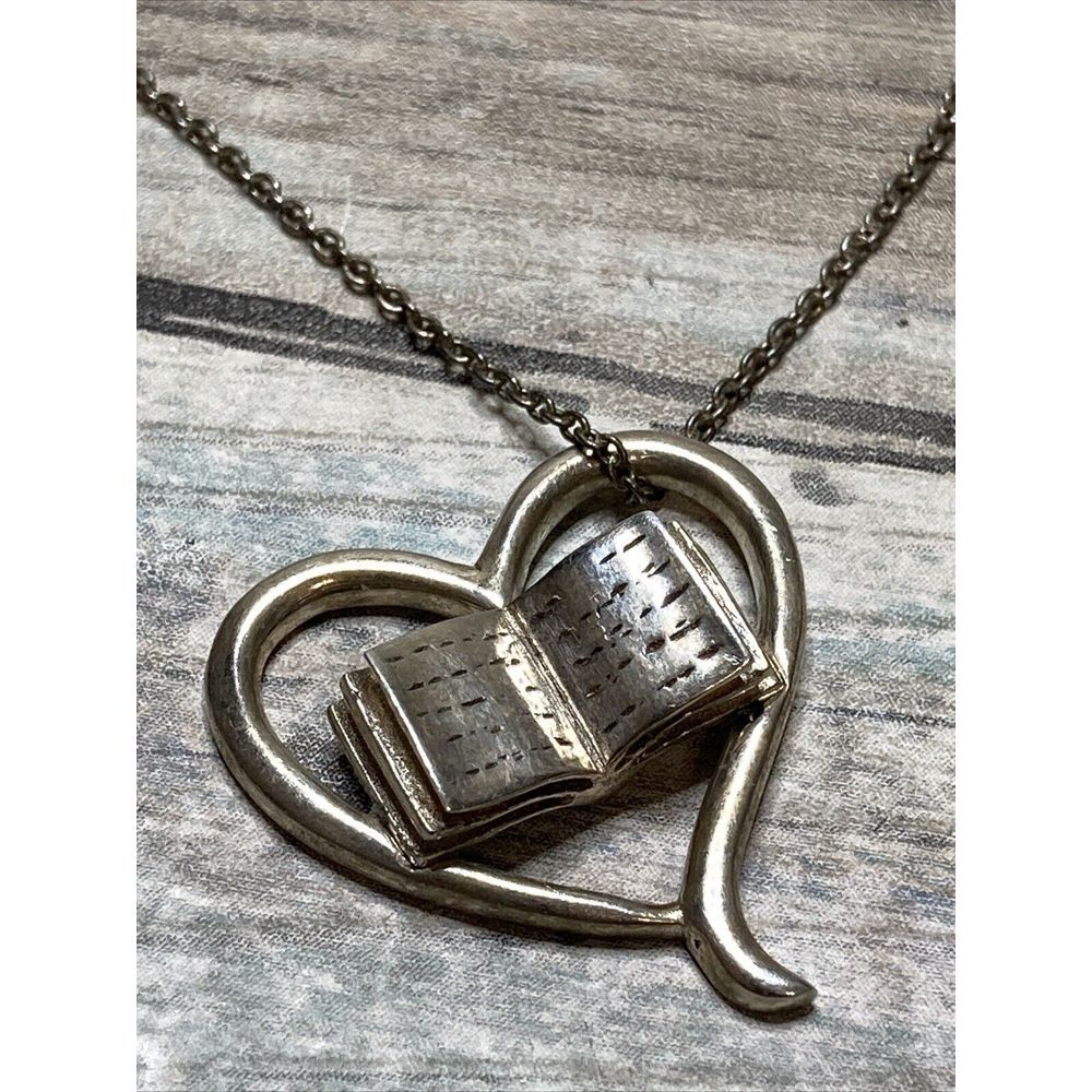 I Heart Books Sterling Silver 20" Chain Necklace Pendant - Picture 3 of 6